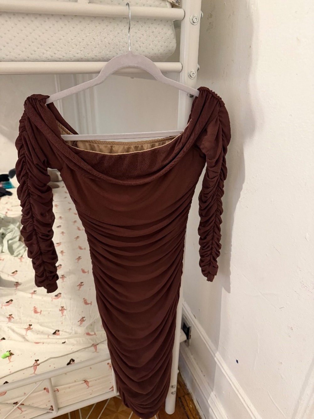 brown dress
